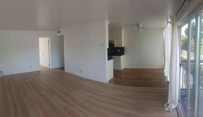 Foto del edificio - 181 Del Medio Ave