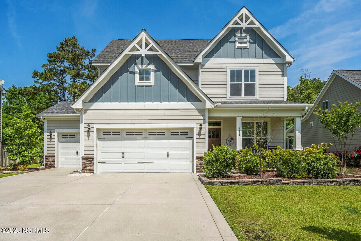 334 W Goldeneye Ln, Sneads Ferry, NC 28460 House Rental in Sneads