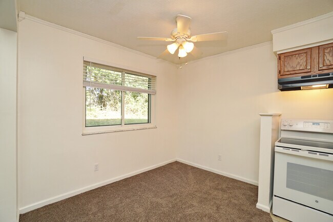 Building Photo - 9479 Canyon Pass Dr