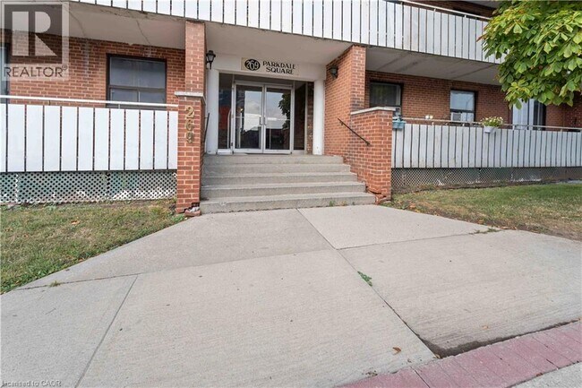 Building Photo - 269 Parkdale Ave N