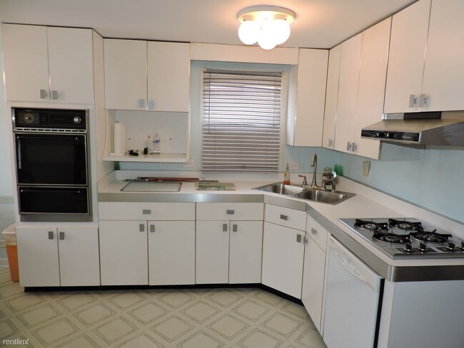 Building Photo - 3 br, 1 bath House - 7711 Meade Ave