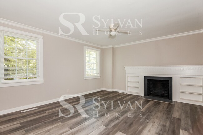 Building Photo - Enjoy living the good life in this 4 bedroom, 2 bathroom home