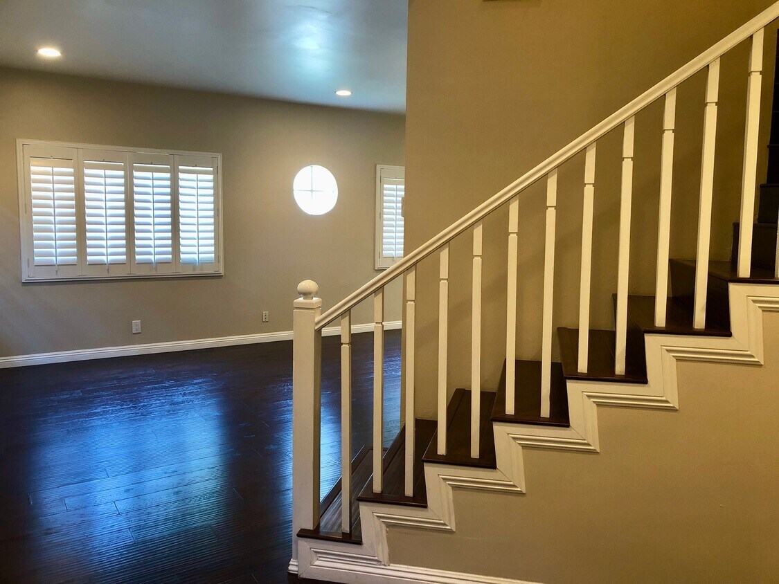 Foto principal - 2402 34th St