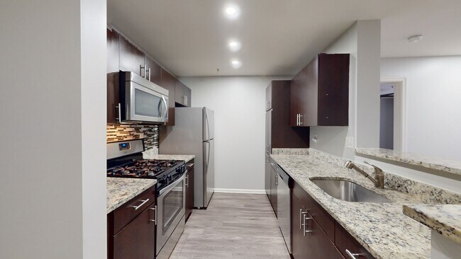 Interior Photo - 14 North