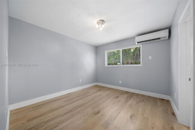 Foto del edificio - 6330 SW 79th St