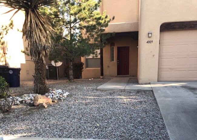 Foto del edificio - Spacious 4 bedroom in 7 Bar North! Near Cottonwood and Rio Rancho.