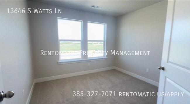 Foto del edificio - 13646 S Watts Ln