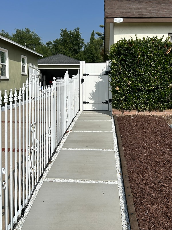 Foto del edificio - 223 E Cherry Ave