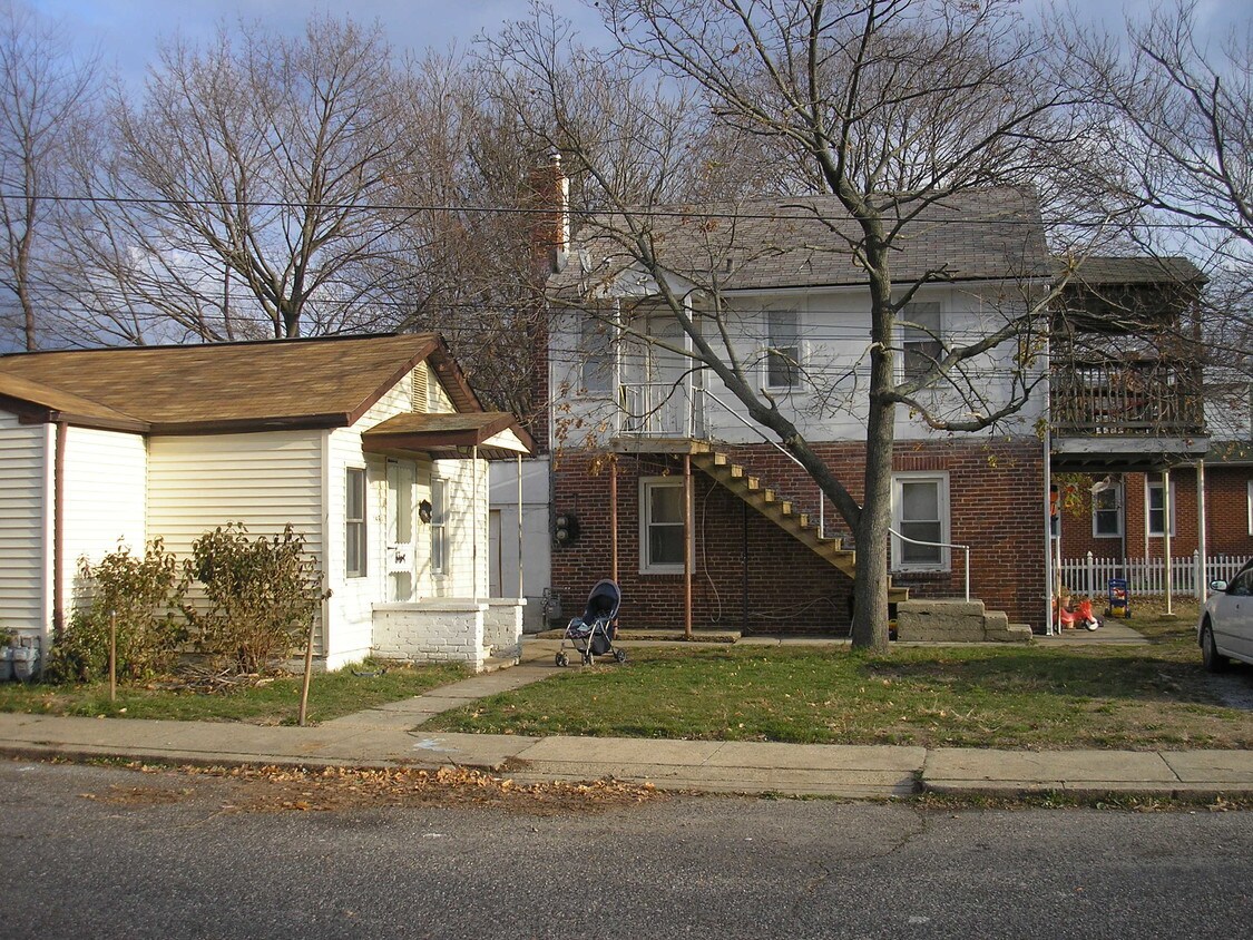  - 141 W Jefferson St