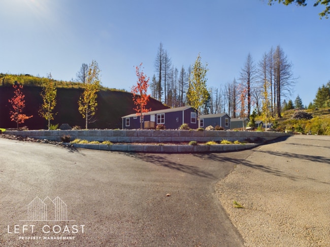 Building Photo - 2368 Salmon River Highway - 1
