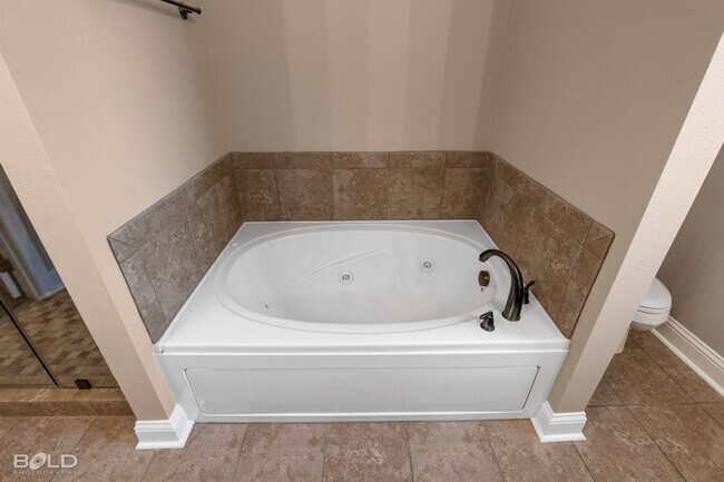 Foto del edificio - 3 Bedroom 2 Bath in Cypress Bend