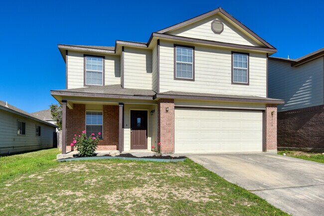 Building Photo - 5819 Providence Oak