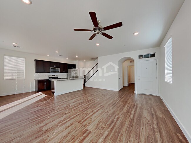 Building Photo - 262 Austin Bellerose Place