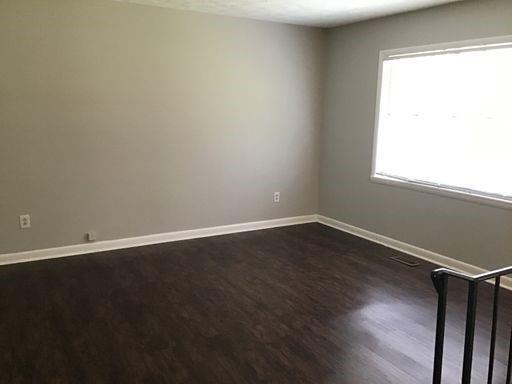 Building Photo - 1641 Elm Ridge Way