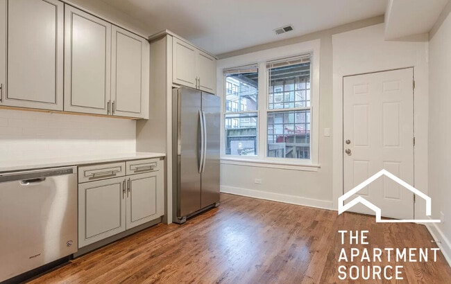 Building Photo - 1418 N Talman Ave