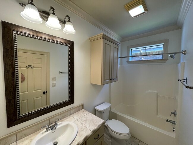 Building Photo - 203 Metairie Ct