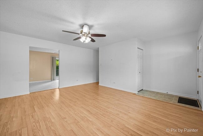 Building Photo - 295 Frederick Ct