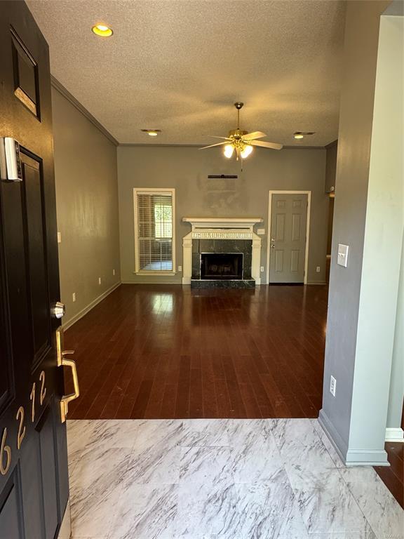 Building Photo - 6272 Deerwood Dr