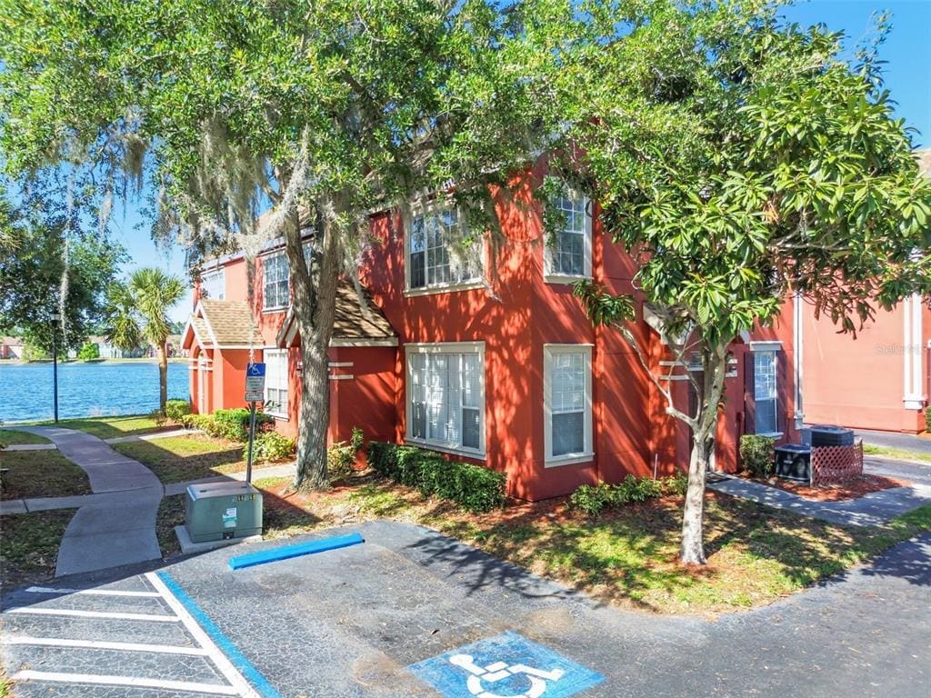 9706 Lake Chase Island Way Unit 9706, Westchase, FL 33626 Condo for