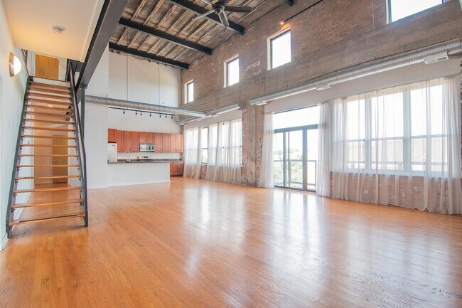 Foto del edificio - 1165 E 63rd St