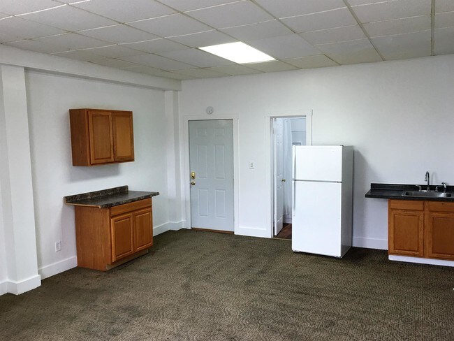 Building Photo - 1017 S 10th St