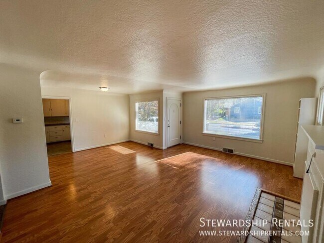 Foto del edificio - 1790 Mill St