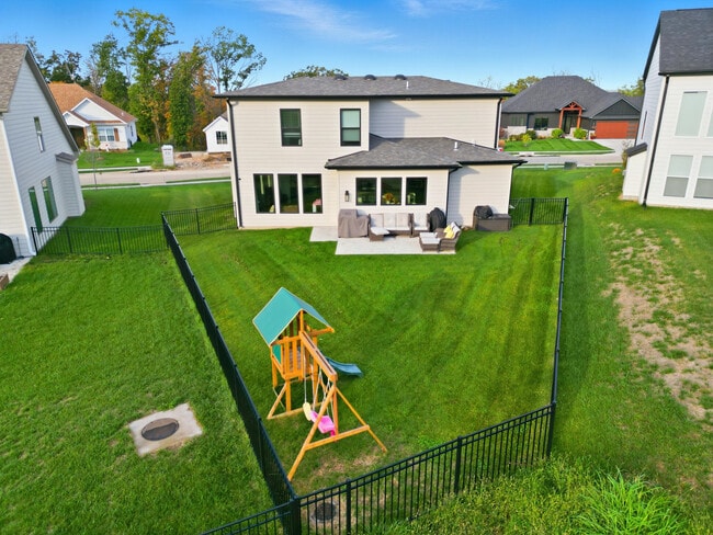 Building Photo - 704 Angels Rst Wy