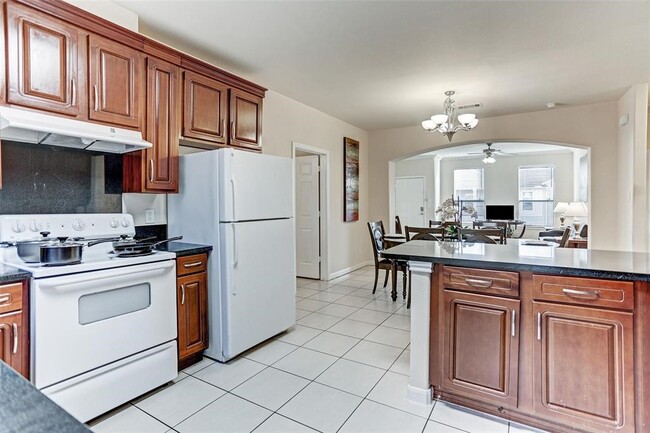 Foto del edificio - 2088 Laverne St