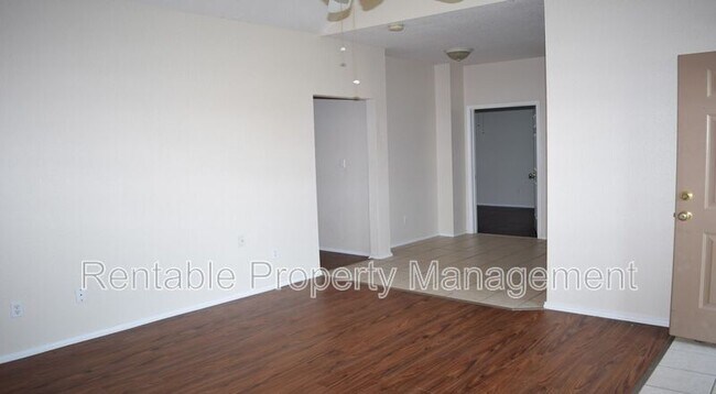 Building Photo - 105 Collett Ct