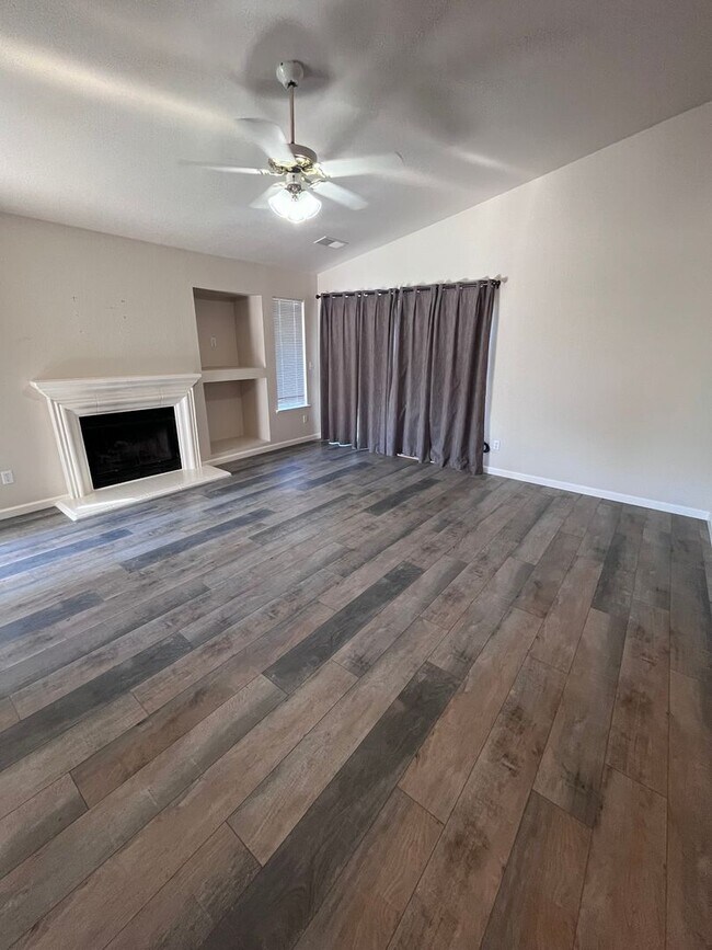 Building Photo - NICE UPDATED HOME IN CITRUS HEIGHTS!!