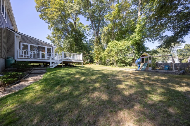 Building Photo - 12 Jillson Cir