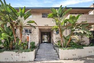 Building Photo - 1435 N Fairfax Ave