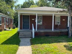 Building Photo - 1111 Medford Ave