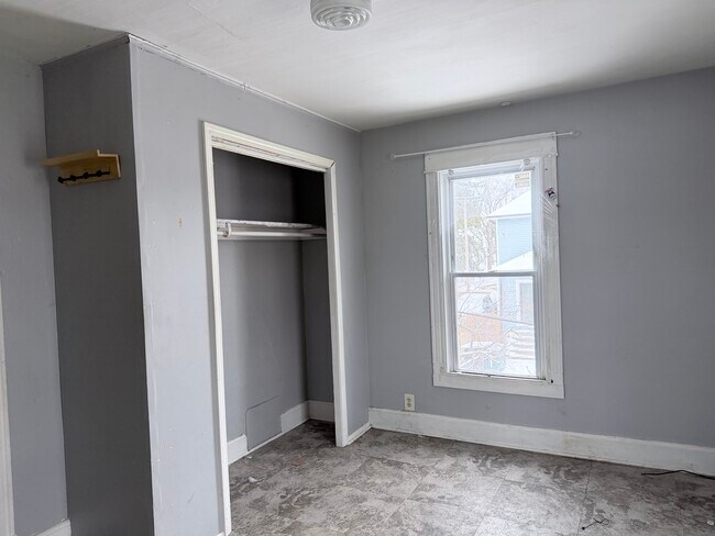 Foto del edificio - 503 N Eastwood Dr