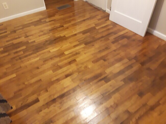 Foto del edificio - 2327 Seneca St