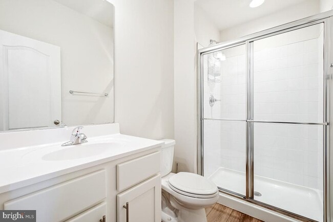 Building Photo - 5820 Imperial Dr