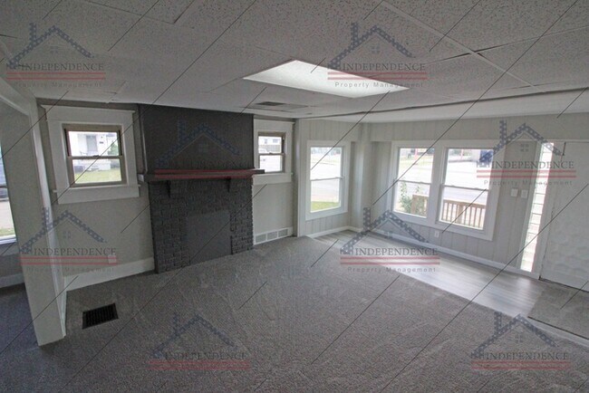 Building Photo - 1944 S Smithville Rd