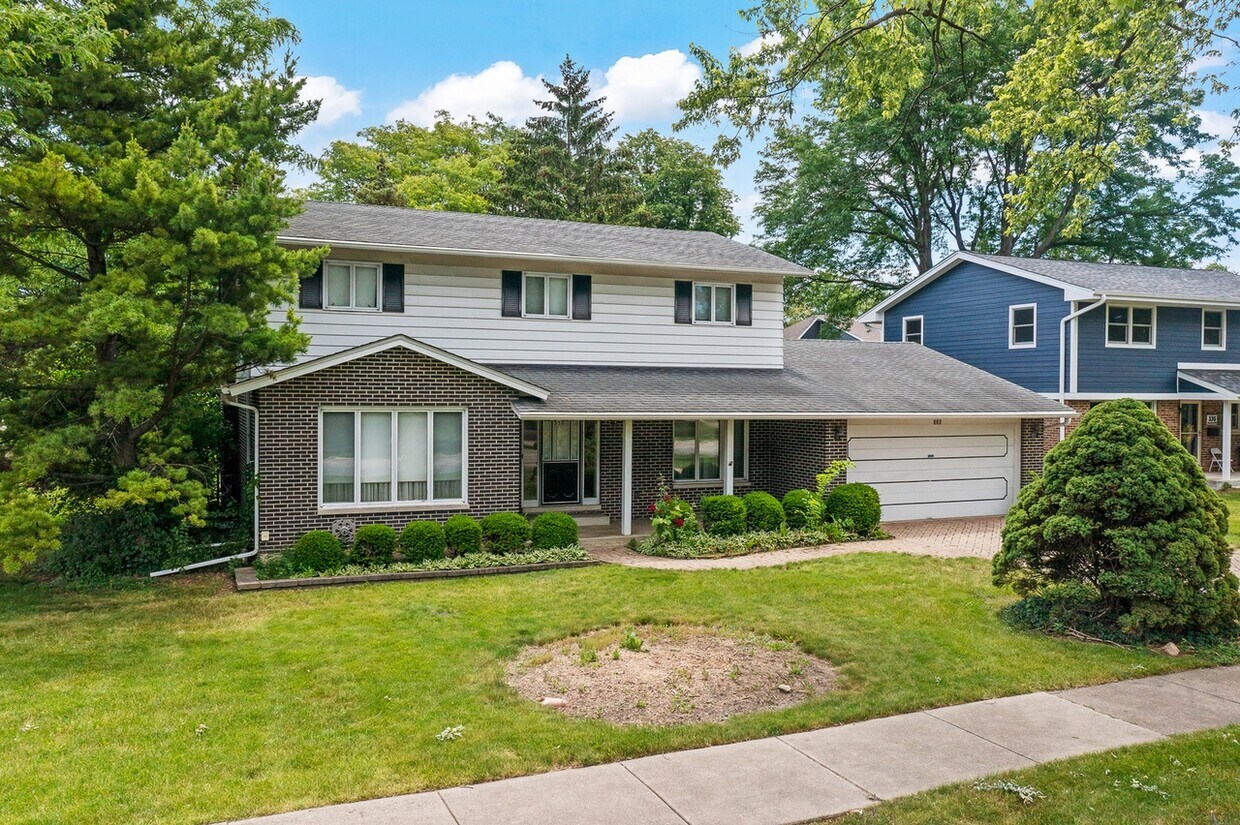 339 Harlem Ave, Glenview, IL 60025 House Rental in Glenview, IL