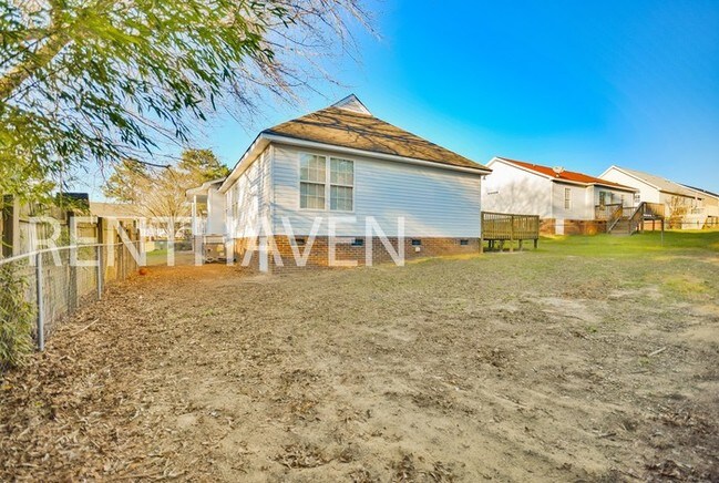 Building Photo - Great Home In White Knoll Area!