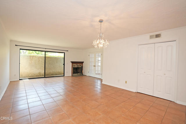 Foto del edificio - 124 Monterey Rd