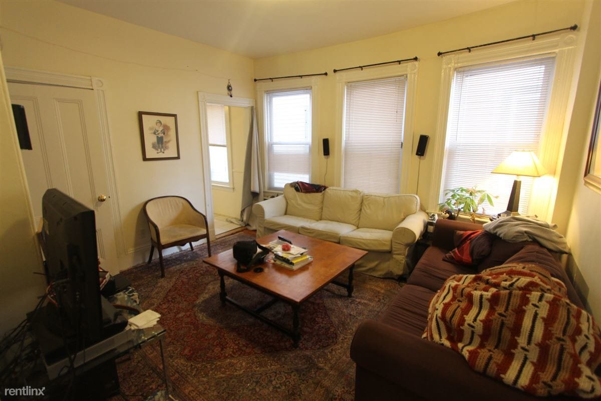 Primary Photo - 3 br, 2 bath House - 49 Putnam Ave