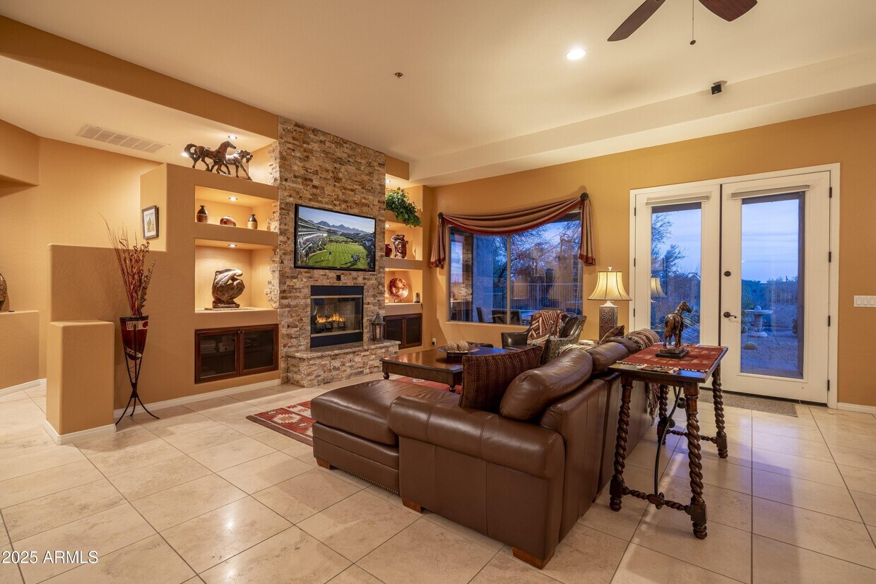 Foto principal - 6183 E Evening Glow Dr