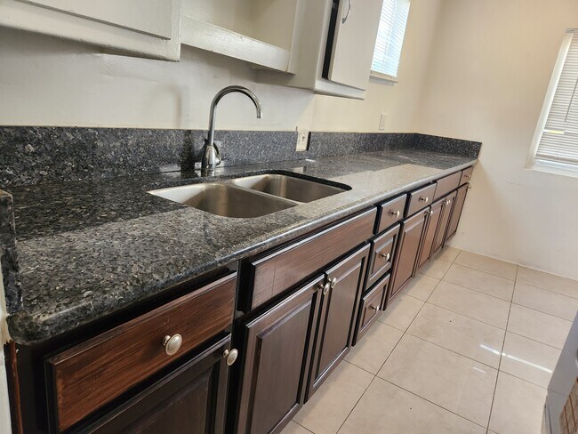 Foto del edificio - 1226 N Gower St