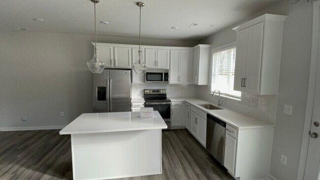 Foto del edificio - 5512 Wenrich Dr