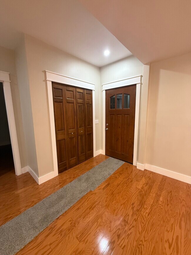 Foto del edificio - 202 Oak St