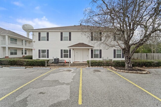 Foto del edificio - 512 Hollyhock st