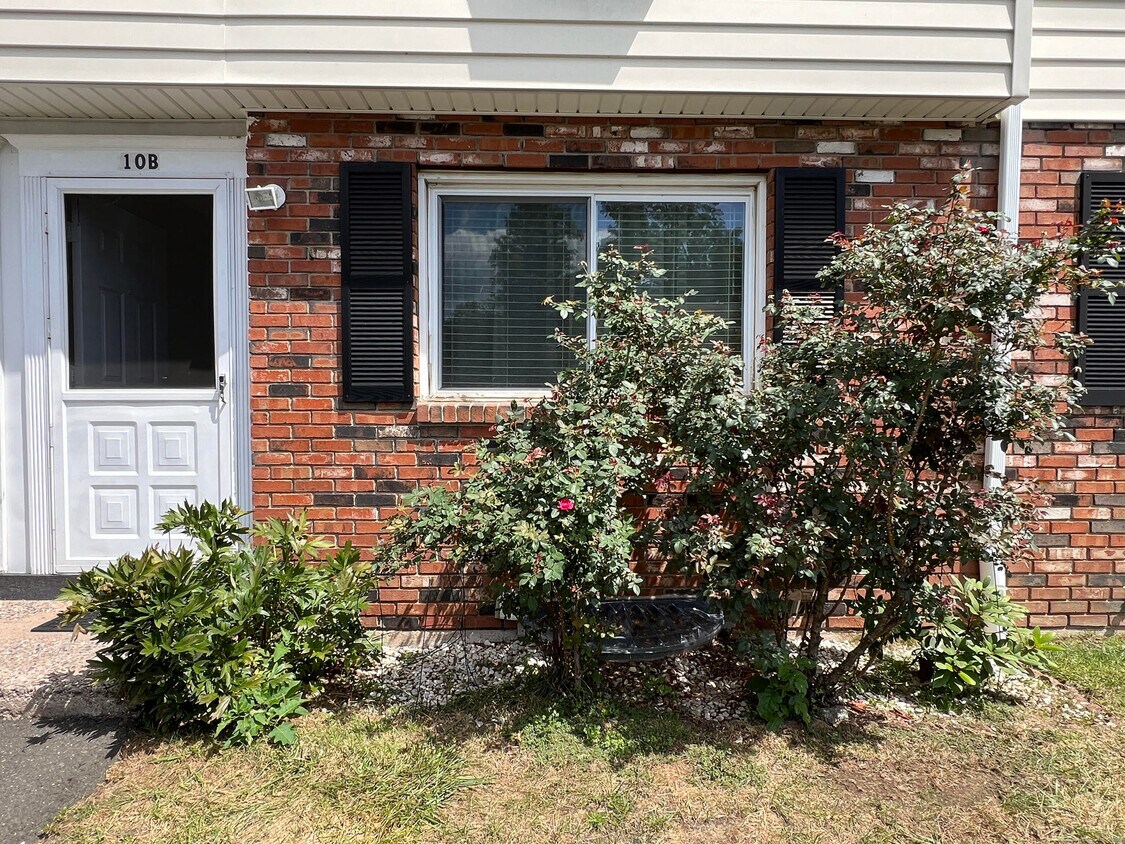 Primary Photo - 461 Spring St