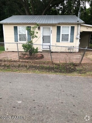 Building Photo - 134 Par Rd 1-320