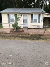 Building Photo - 134 Par Rd 1-320