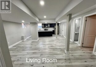Building Photo - 29 Argelia Cres
